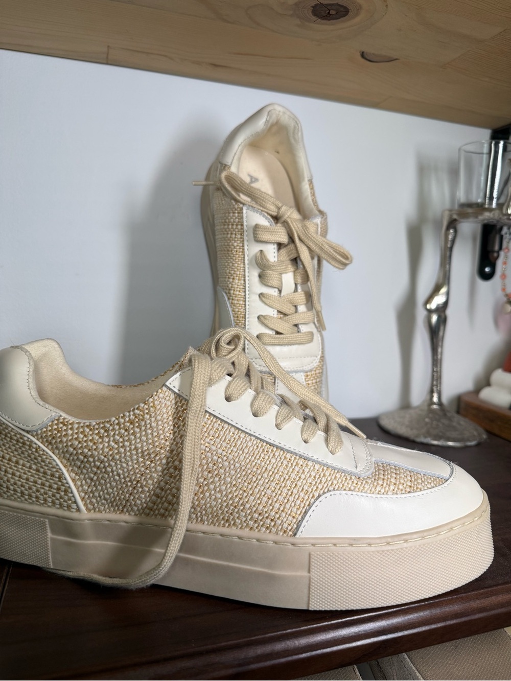 AEROSOLES women’s Beige Woven Platform Sneaker size 10